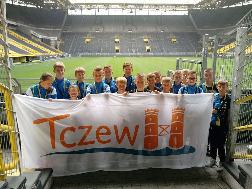 Team des Gryf Tczew im BvB-Stadion Dortmund